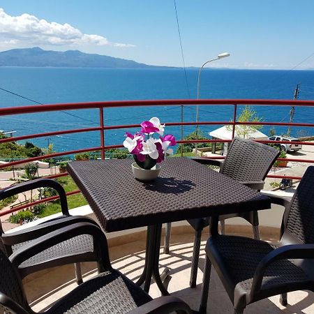 Apartment Of Beautiful Dreams Over The Sea Sarandë 외부 사진
