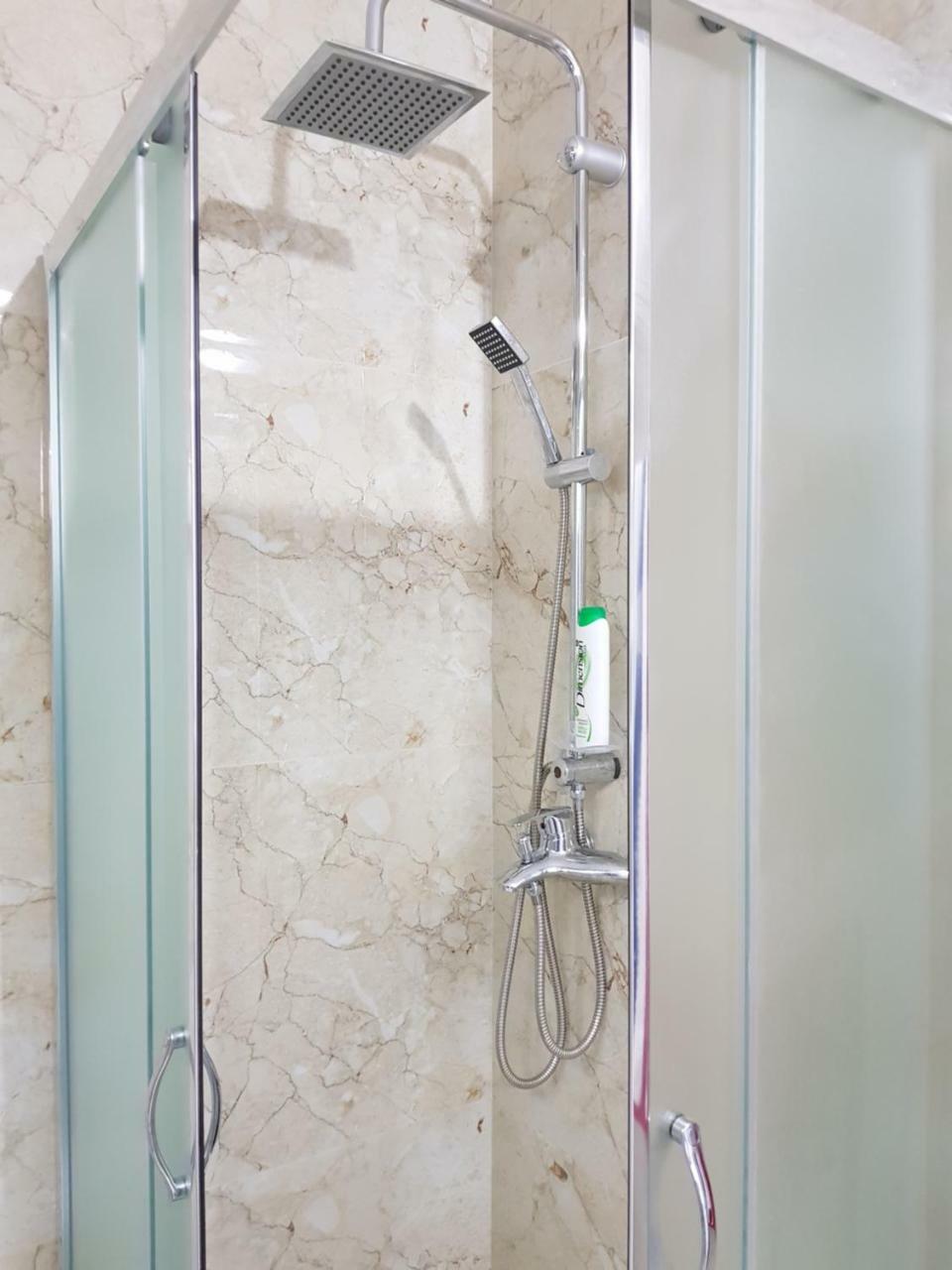 Apartment Of Beautiful Dreams Over The Sea Sarandë 외부 사진
